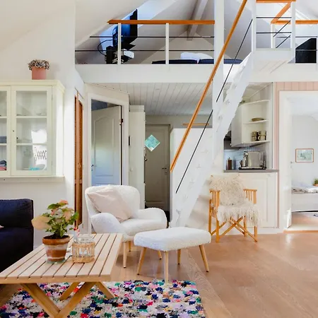 An Intimate Get-away By The Sandvig Bay 度假居 哈泽斯莱乌