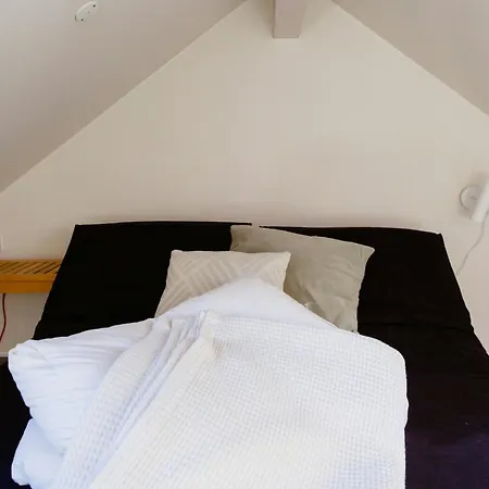 An Intimate Get-away By The Sandvig Bay * 哈泽斯莱乌